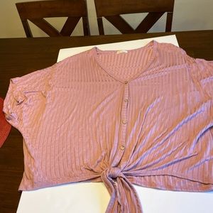 Front tie knot shirt